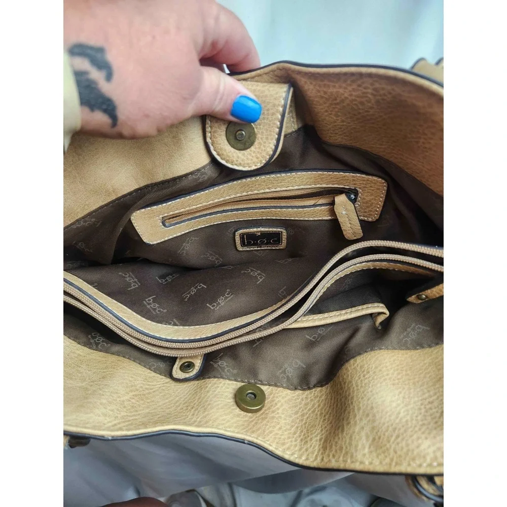 b.o.c. Born Concept Hobo Shoulder Bag Tan Cream Faux Leather Purse Boho Neutral